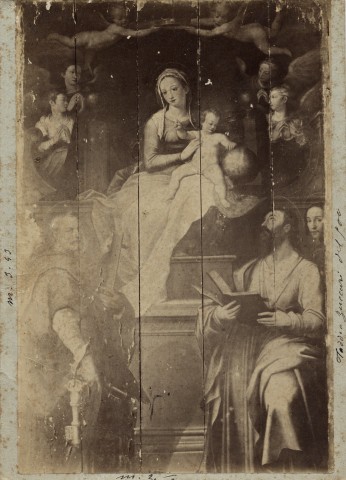 Anonimo — Zuccari Federico - sec. XVI - Madonna con Bambino in trono tra san Pietro, san Bartolomeo e angeli — insieme